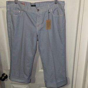 Brand : J.CREW Factory ; Relaxed Boyfriend Jeans Size : 33 Color : Light Blue